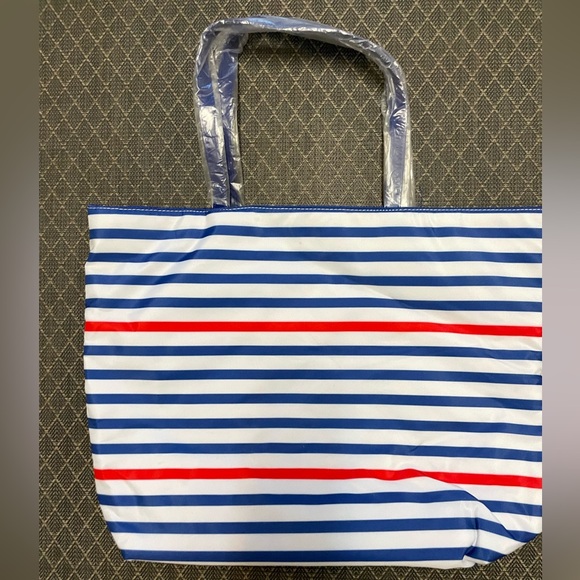 Lancôme Tote - Picture 3 of 4